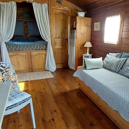 Les Roulottes De La Brauderie Villa Brissarthe Ngoại thất bức ảnh